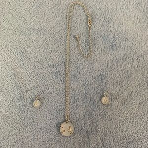 Elegant White Round Necklace & Earrings Set